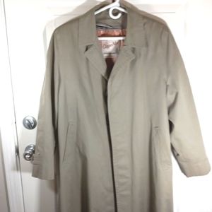 London Fog 40 Reg All Weather Trench Coat, Tan colored.